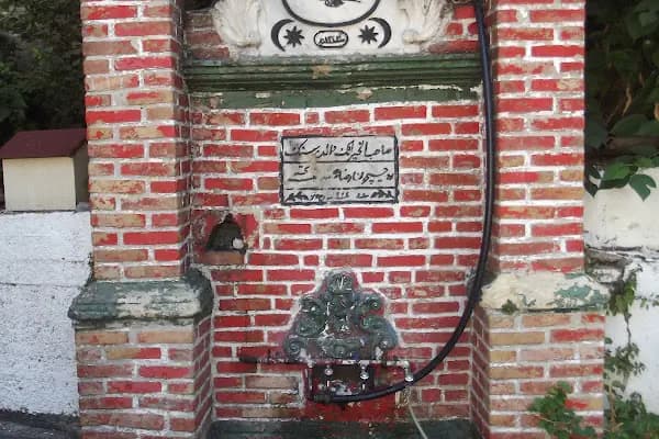 Zuhurat Baba Türbesi - Dini Kurum - İstanbul Fatih
