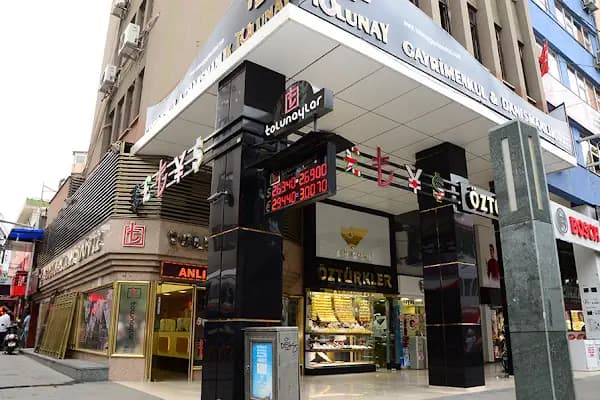 Tolunaylar Döviz - Döviz Hizmetleri - Antalya Muratpaşa