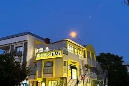 Buca EnglishTime-İzmir’in En İyi İngilizce Kursu-IELTS-TOEFL-SAT-GMAT-YDT