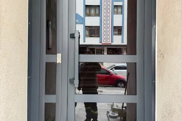 APARTMAN GİRİŞ KAPISI ANKARA - Alüminyum Tedarikçisi - Ankara Altındağ