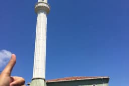Şamlar Yeşil Çamlık Cami