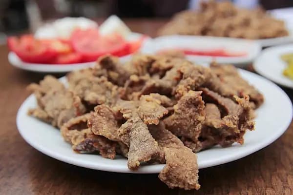 Naci Ustanın Yeri - Fast food lokantası - Antalya Döşemealtı