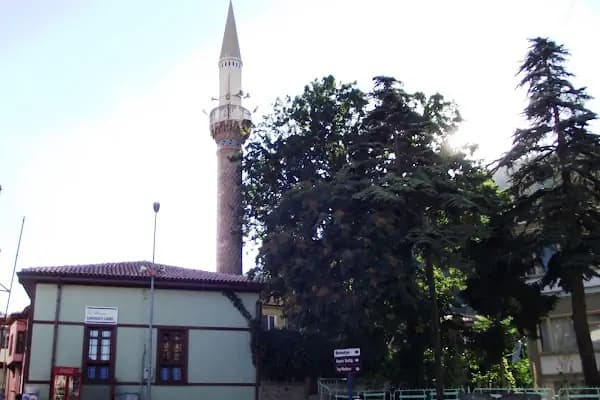 Çınaraltı Cami - Dini Kurum - Konya Akşehir