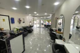 Burhan Özen Barbers &amp; Kuaför Salonu