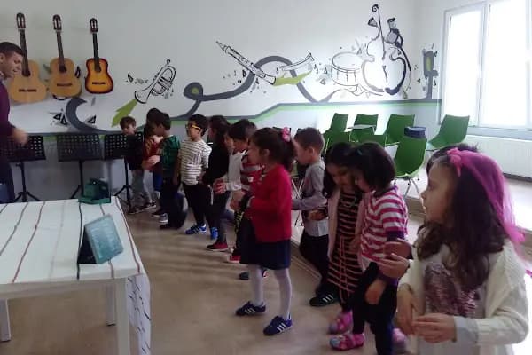 Özel Çekmeköy Çınar Koleji - Okul - İstanbul Arnavutköy