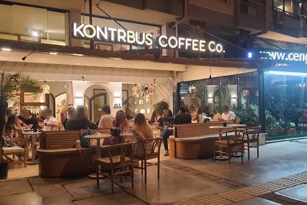 Kontrbus Coffe Co. Balçova - Kahve dükkanı - İzmir Balçova
