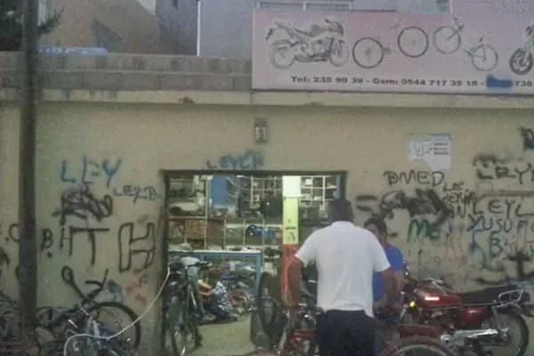 Ersoy Kardeşler bisiklet - Bisikletçi - Mersin Yenişehir