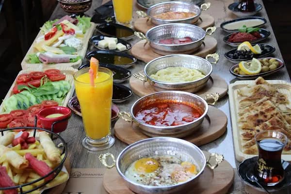 Hürrem Sultan Cafe Esenler - Yiyecek Temini ve İkram Hizmeti - İstanbul Ataşehir