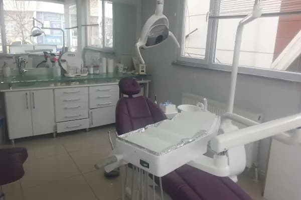 DİŞ HEKİMİ H.Çağlayan DEMİRKAN - Diş Hekimi - İstanbul Küçükçekmece