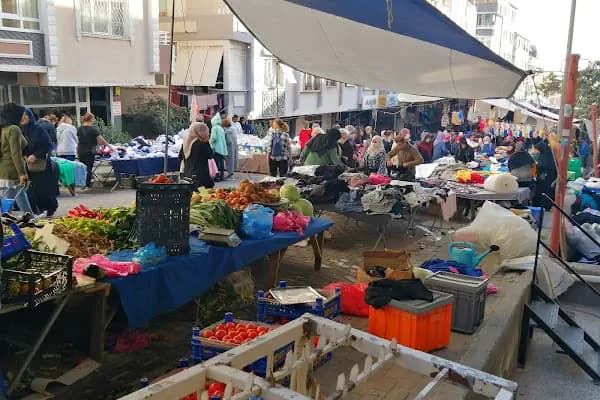 Avcılar Çarşamba Pazarı - Pazar - İstanbul Küçükçekmece
