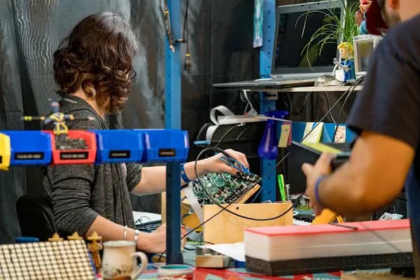 FEYZAN Elektronik Ticaret Mağazaları A.ş. - E-Ticaret Hizmetleri - Konya Selçuklu