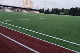 İstanbul Sabahattin Zaim Üniversitesi Futbol Sahası