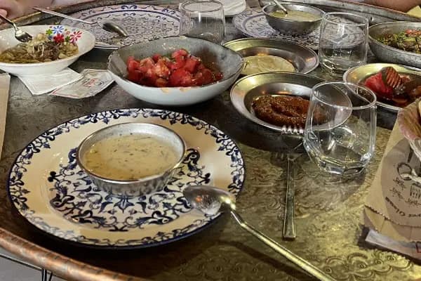 Urartu Han Van Kahvaltısı ve Yöresel Yemekler - Restoran - Van Bahçesaray