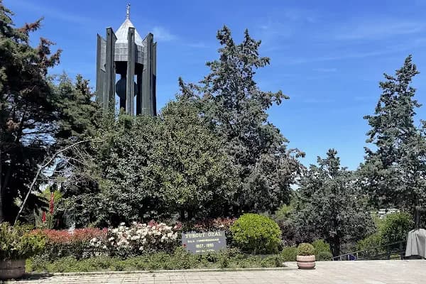Turgut Özal Anıt Mezarı - Mezarlık - İstanbul Arnavutköy