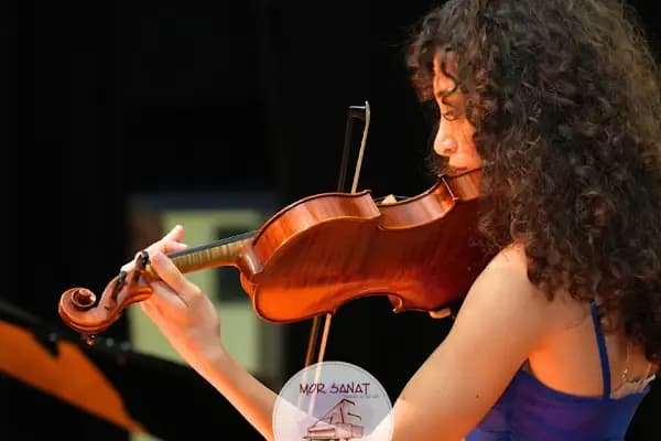 Mor Sanat Akademi İzmir - Sanat Okulu - İzmir Çeşme
