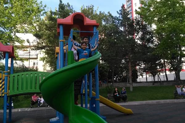 Altindağ Belediyesi Yunus Emre Parkı - Park - Ankara Altındağ