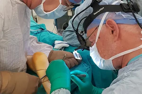Prof. Dr. Ahmet Turan Aydın - Ortopedi Cerrahı - Antalya Döşemealtı