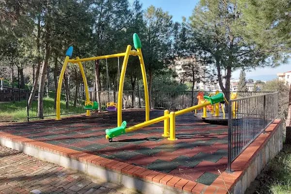 Mehmetcik Parkı - Park - İzmir Karabağlar