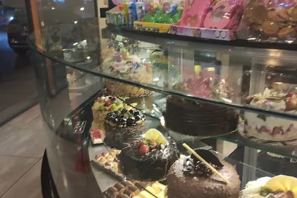 Kırıntı Ekmek Ve Unlu Mamuller - Fırın - İstanbul Bakırköy