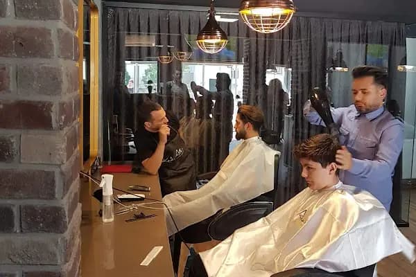 Erkek Kuaförü Kadir Alkan Hair Artist İzmir - Kuaför - İzmir Karabağlar