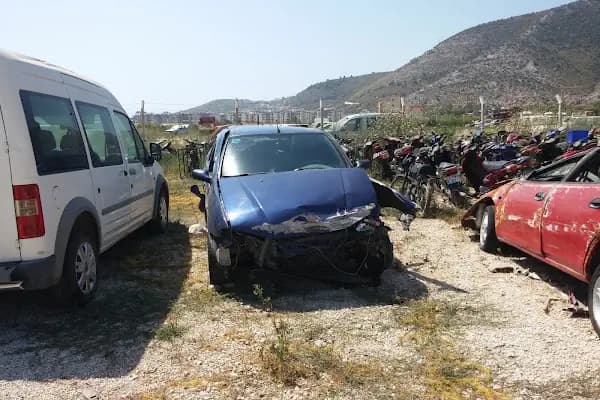 Cengiz Yediemin Otoparkı - Park Yeri - Antalya Finike