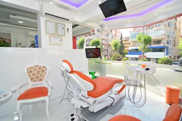Alanya Uzmanlar Ağız ve Diş Sağlığı Polikliniği - Diş Kliniği - Antalya Kemer