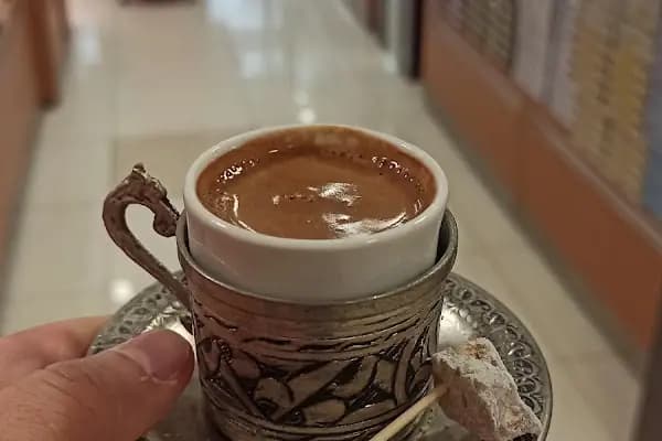 Tuğba Kuruyemiş / Aliağa Şube - Kuruyemişçi - İzmir Çeşme