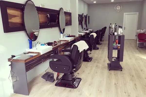 AS ERKEK KUAFÖRÜ - Salon - Bursa Gürsu
