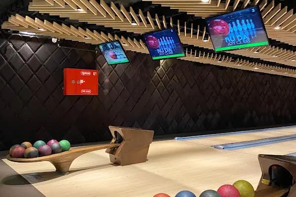 Bu da Joy Club - Bovling salonu - İzmir Bornova