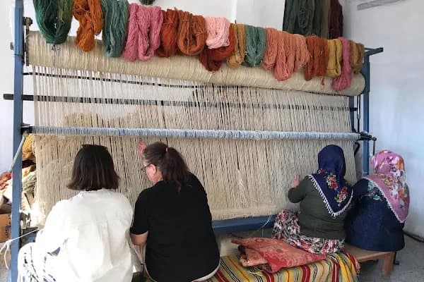 Pergamon Carpet Kadın Kooperatifi - Halı Üreticisi - İzmir Bergama