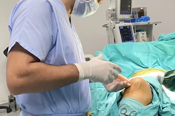 Op. Dr. Taha DEMİR, Orthocure Ortopedi Merkezi, Ataköy Towers - Ortopedi Cerrahı - İstanbul Güngören