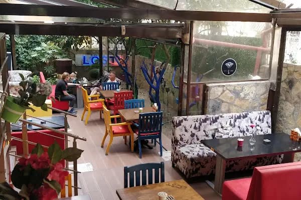 Heroon Coffee Tea & Bakery - Kafe - İzmir Balçova
