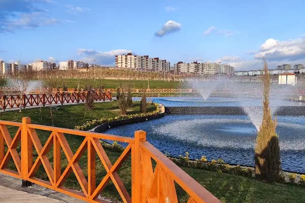 ABB-Batıkent Milli İrade Parkı - Park - Ankara Yenimahalle