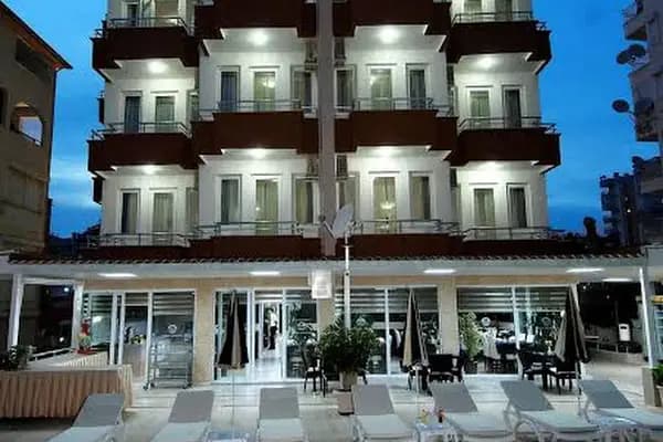 Lara Diamond Hotel - Otel - Antalya Muratpaşa