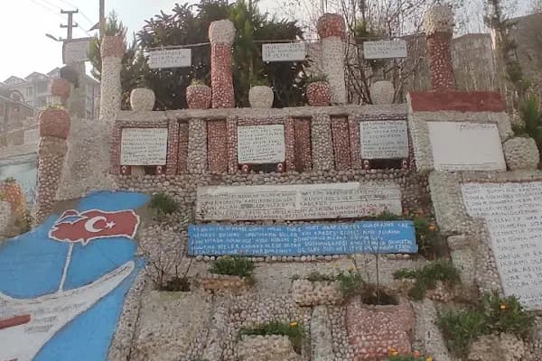 Metin Akkuş Çocuk Parkı - Park - Sakarya Karasu