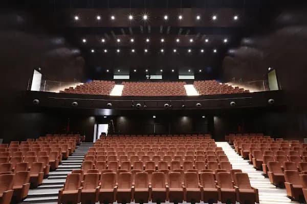 Nuri Pakdil Kültür ve Sanat Merkezi - Kültür Merkezi - İstanbul Arnavutköy