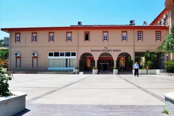 Bergama İlçe Müftülüğü - Dini Kuruluş - İzmir Karabağlar
