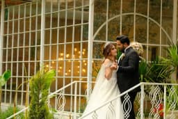 Mavi Stüdyo VESİKALIK BİYOMETRİK FOTOĞRAF ÇEKİM NOKTASI