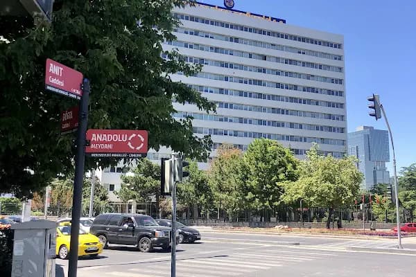 Anadolu - Metro İstasyonu - Ankara Çankaya