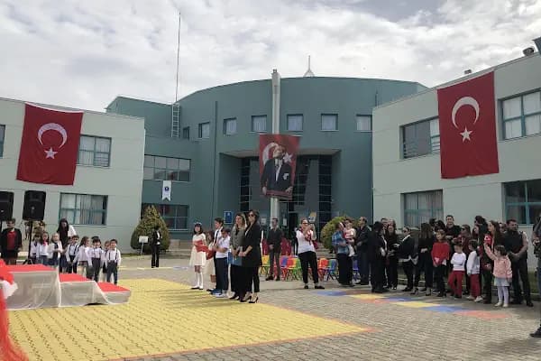Dokuz Eylül Üniversitesi Özel 75. - Okul - İzmir Aliağa