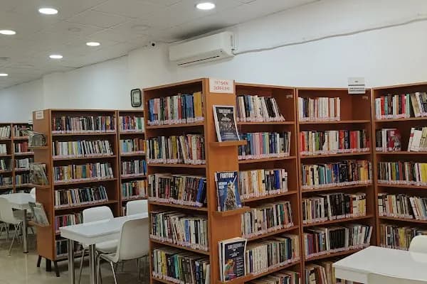 Kültür ve Turizm Bakanlığı Balçova İlçe Halk Kütüphanesi - Kütüphane - İzmir Bayındır