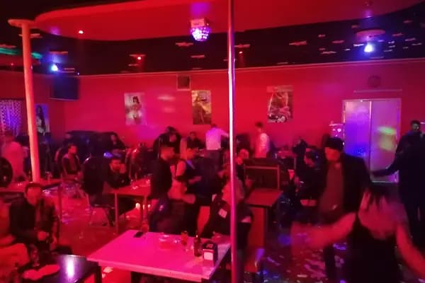 Çakıl Müzikhol - Gece kulübü - Mersin Toroslar