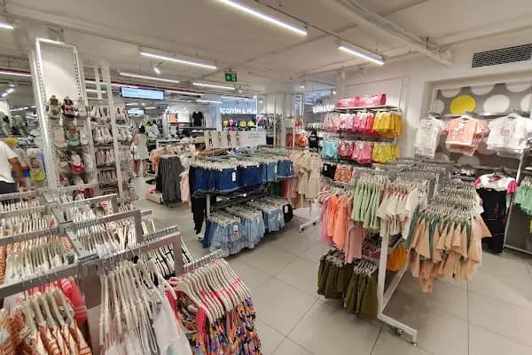 LC WAIKIKI - Giyim mağazası - Muğla Bodrum