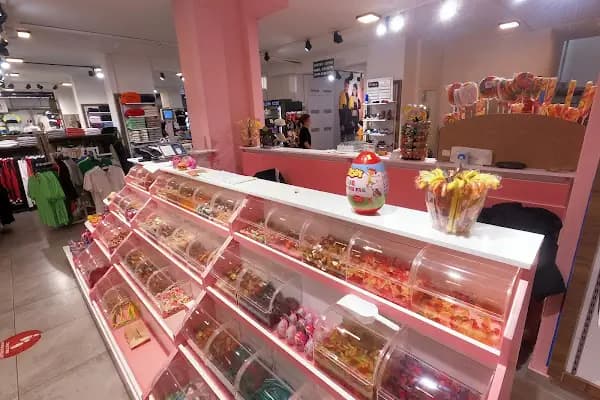 Nevas Outlet Alanya - Outlet Mağazası - Antalya Döşemealtı