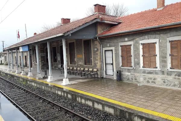 Gaziemir Tren İstasyonu - Tren İstasyonu - İzmir Gaziemir