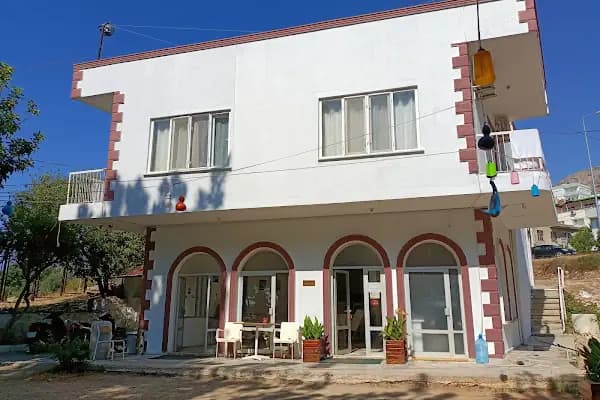 Ünlü Konaklama Kafe - Otel - Mersin Gülnar