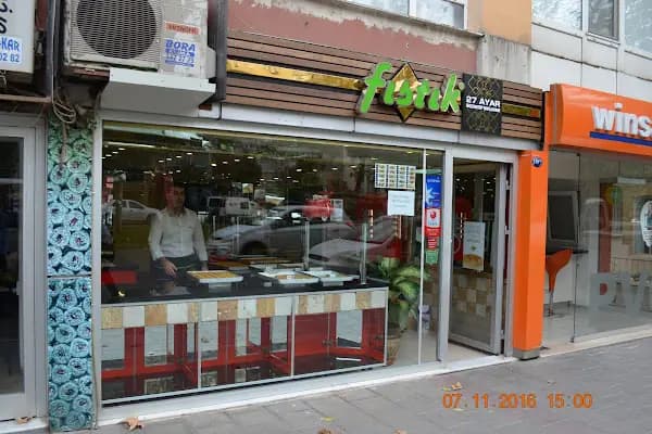 Fıstık Baklava - Tatlı Dükkanı - İzmir Balçova