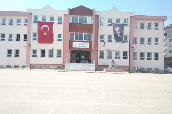 Tahsin Tarhan Ortaokulu - Okul - Kocaeli Çayırova