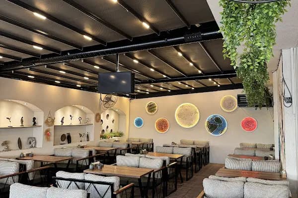 Mona Cafe - Kafe - Bursa Osmangazi
