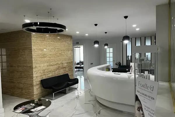 Op. Dr. Necdet Urhan Estetik Plastik Cerrahi Kliniği - Estetik Cerrah - Antalya Döşemealtı